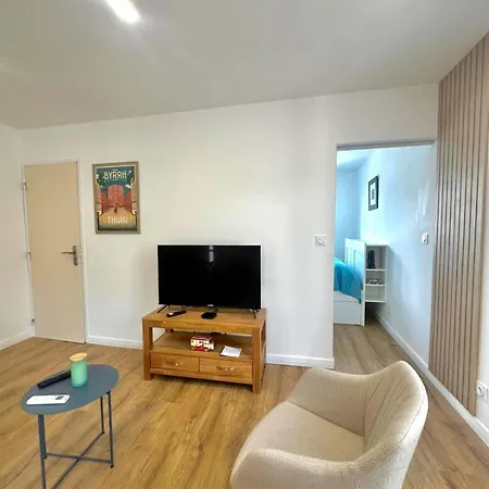 For 2 People, Terrace, Air Conditioning, Wifi * Perpignan